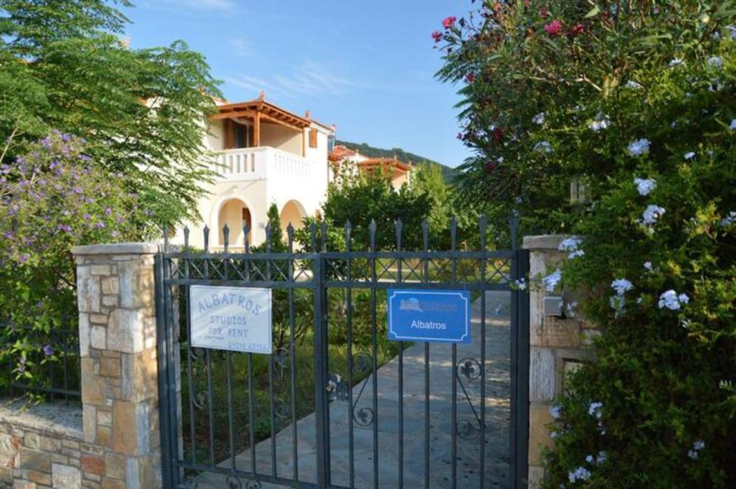 Albatros Villas Steni Vala Alonissos Eksteriør bilde